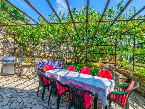 Apartment SOBE FRANO I LOVRO 2 - HR-10373-02 by Interhome