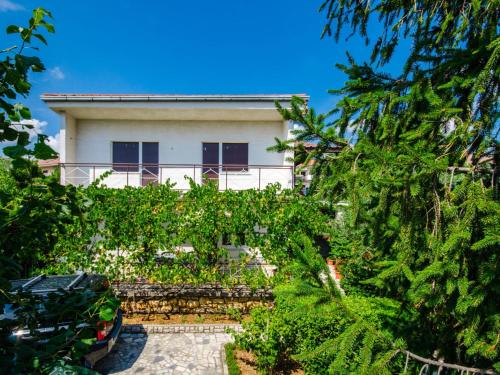 Apartment SOBE FRANO I LOVRO 2 - HR-10373-02 by Interhome