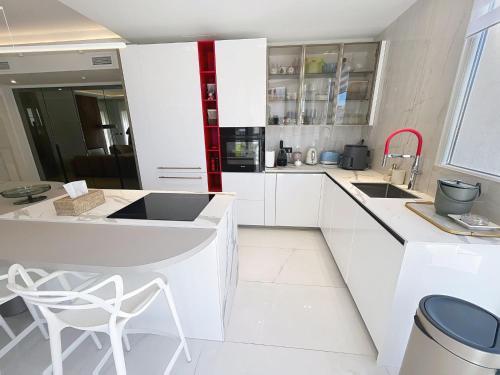 Apartment Penthouse luxury 3 bedroom 406 by Interhome