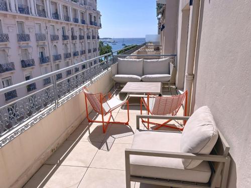Apartment Penthouse luxury 3 bedroom 406 by Interhome