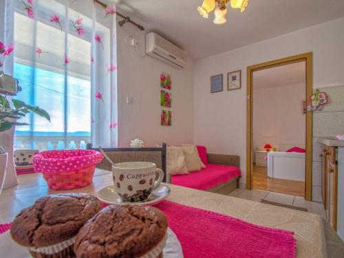 Apartment MILETIC mali 2-1 - HR-10011-01 by Interhome
