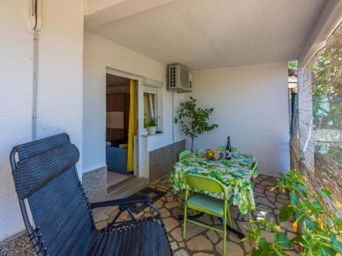 Apartment AZUR 2 - HR-04335-02 by Interhome