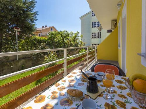 Apartment LUKA plavi 2 - HR-10238-02 by Interhome