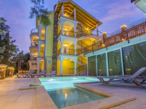Apartment PALACE PAULINA 2B - HR-10322-01 by Interhome
