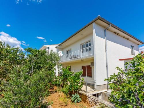 Apartment AZUR NOVI VINODOLSKI - HR-08644-01 by Interhome