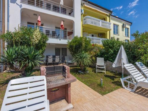 Apartment ABERT SUSI - HR-05640-01 by Interhome
