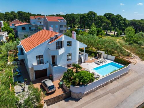 Villa Seaview Villa Tia with pool by Interhome