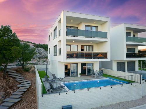 Villa Villa Ocean Breeze by Interhome