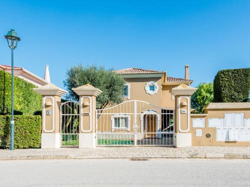 Villa Boavista Golf and Spa Resort - Luxury Villa by Interhome