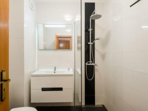 Apartment Quinta do Paiva - Jardins do Vale by Interhome