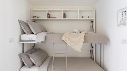 Parisian Chic Retreat - Heart of Paris 1 BR