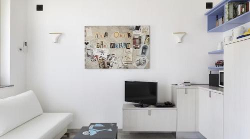 Parisian Chic Retreat - Heart of Paris 1 BR