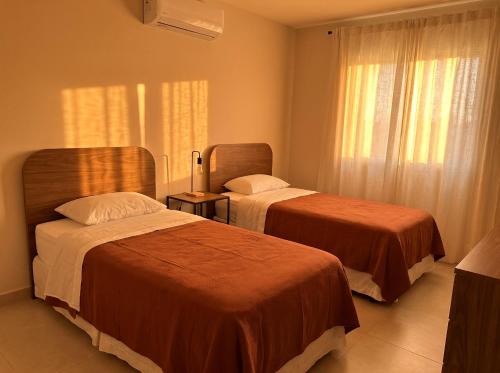 Rocha Golden Cliff Apartments