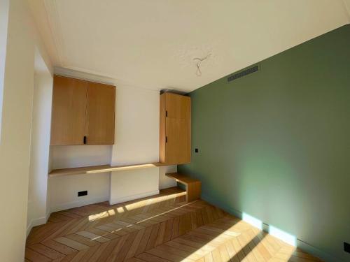 Spacious 2BR Luxembourg Garden