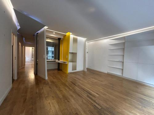 Charming Parisian flat near Louvre