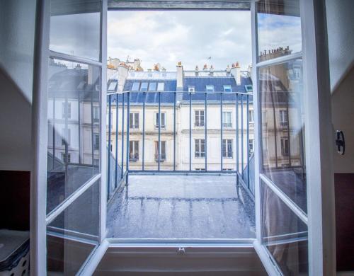 Studio FullEquiped 2person with balcony 17th