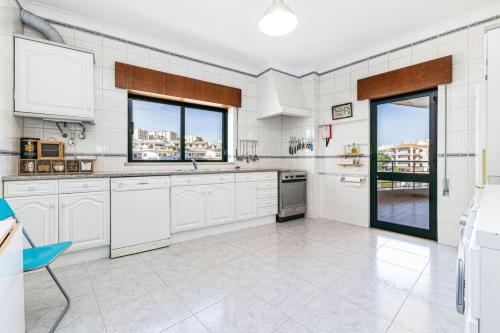 Lagos Sea View | 2BR | Near Old Town