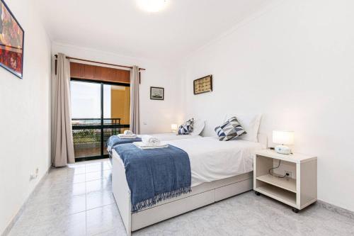 Lagos Sea View | 2BR | Near Old Town