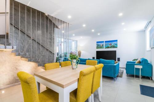 Luxury Townhouse in Lagos Old Town | Rooftop