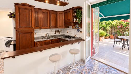 Elegantis Casa Flavia in Trastevere With Terrace - Comfort in Rome Most Charming District
