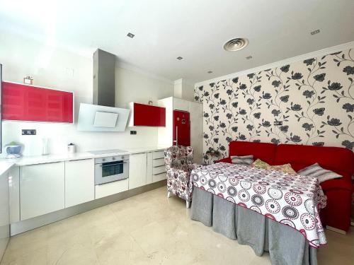 Central Granada Apartment for 4