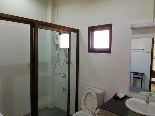 Un baño de Phutawan Pundao