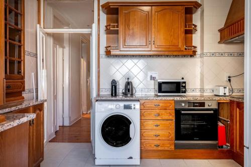 Cozy Double Room in Central Lisbon