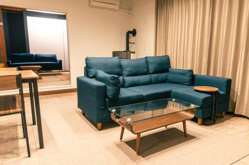 Cabin Build 楠