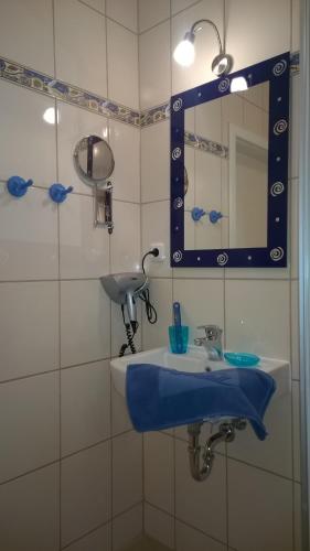 Bilik mandi di Feriendomizil Binz