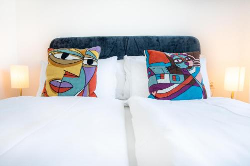 Urban Smart Living near Basel SBB & City Center - Special TRIO PICASSO 31 Apartment, up to 4 guests