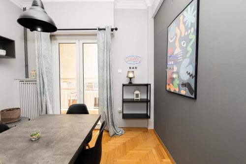 Downtown Charm Stylish apartment