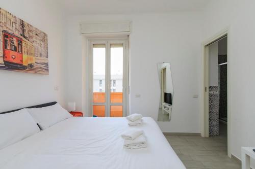 Xenia Milano - 2 rooms apt in Via Verro 62