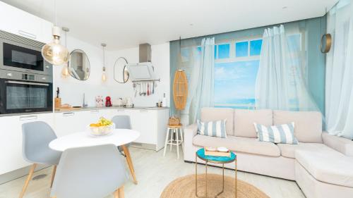 Casinha Atlântica - Sea View Garden by LovelyStay