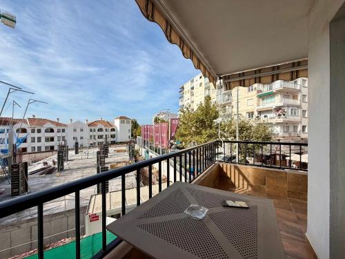 Las Palmeras 15 - 2 Bedroom Apartment with Pool - LUAL