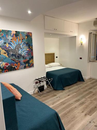 Manetti Rooms