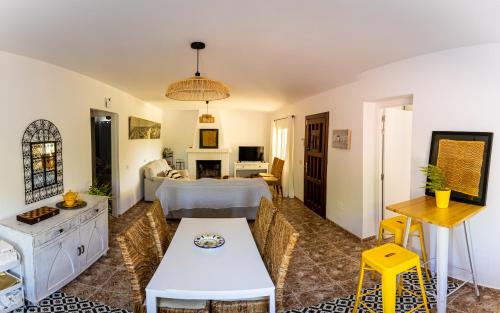 VILLA en ESTEPONA CASA CLETO Y ANGELITA