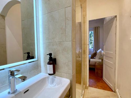 3 bedrooms, 8 people, air conditioning, Old Port Le Marcelo by Nocnoc