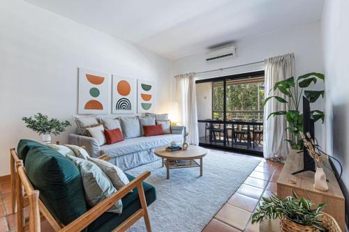 Marina Park | Outdoor Pool | Garage | Balcony