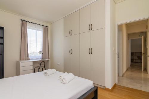 Athens Riviera & Spacious 3 BR With Balcony