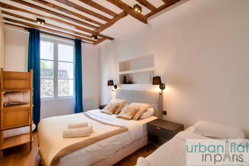 UrbanFlat 108 - Appartement de 4 Chambres dans le centre