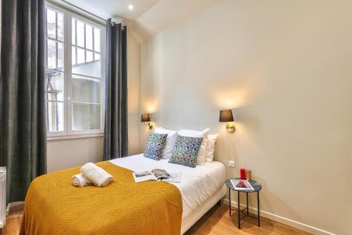 UrbanFlat 94 - Sublime Appartement Parisien Plein centre ville