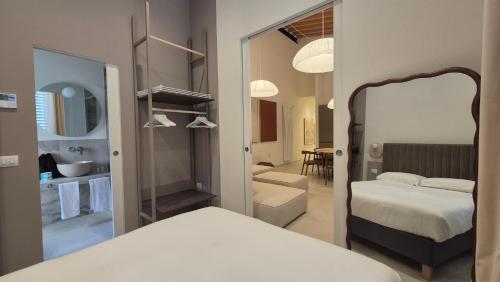 Ivory Mdr Apartments Collection