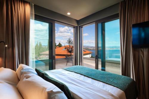 IBoutique Luxury Villa with Heated Pool