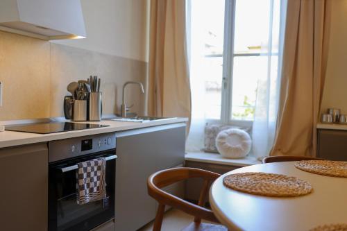 Ivory Mdr Apartments Collection