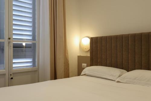 Ivory Mdr Apartments Collection