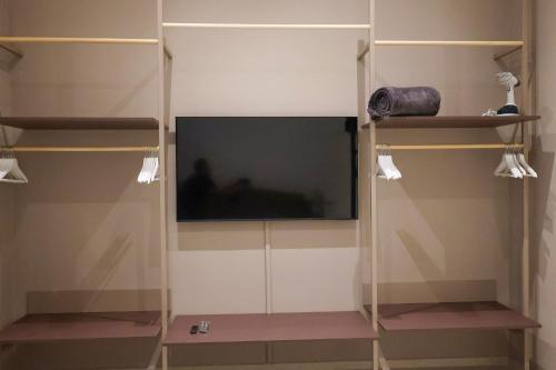 Ivory Mdr Apartments Collection