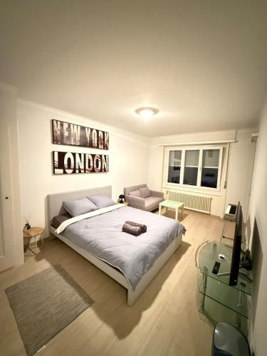 Premium studio, lake view and fully equipped