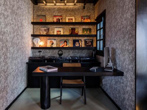 She Mykonos Boutique Hotel
