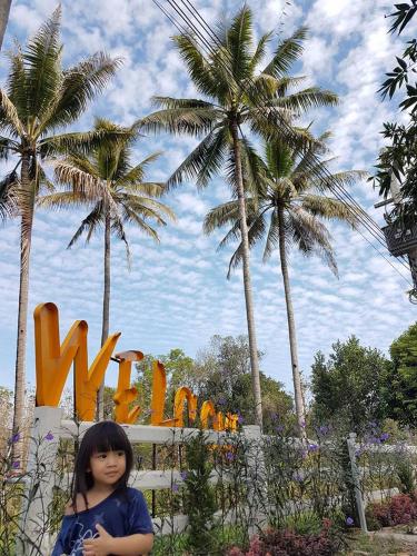 Un jardín fuera de Phutawan Pundao