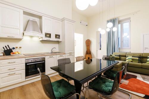 Leonardo Suite